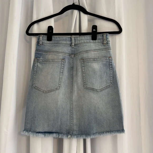 ZARA Z1975 Embroidered Rose Distressed Denim Mini Skirt Size Small - Picture 3 of 9